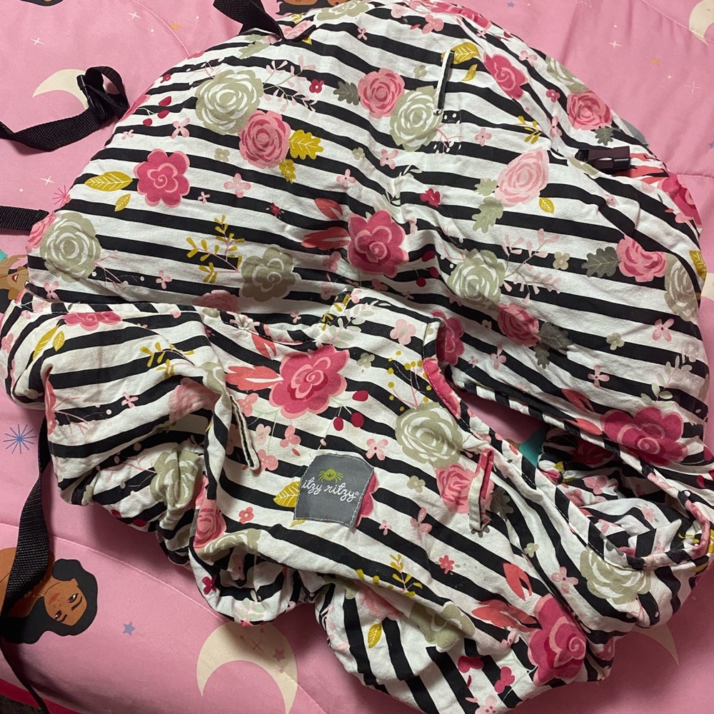 Itzy Ritzy shopping cart cover